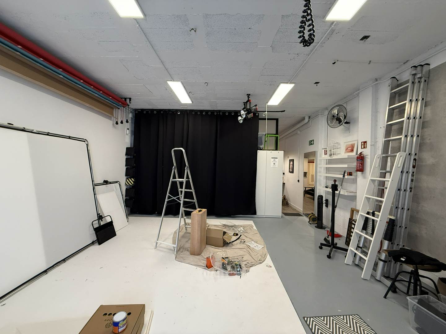 Alquila por horas Estudio para foto y vídeo en Calafell