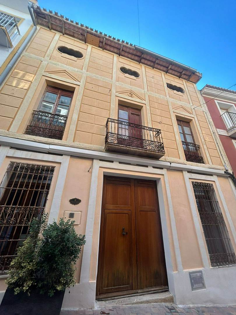 Alquila por horas Casona del S.XVIII