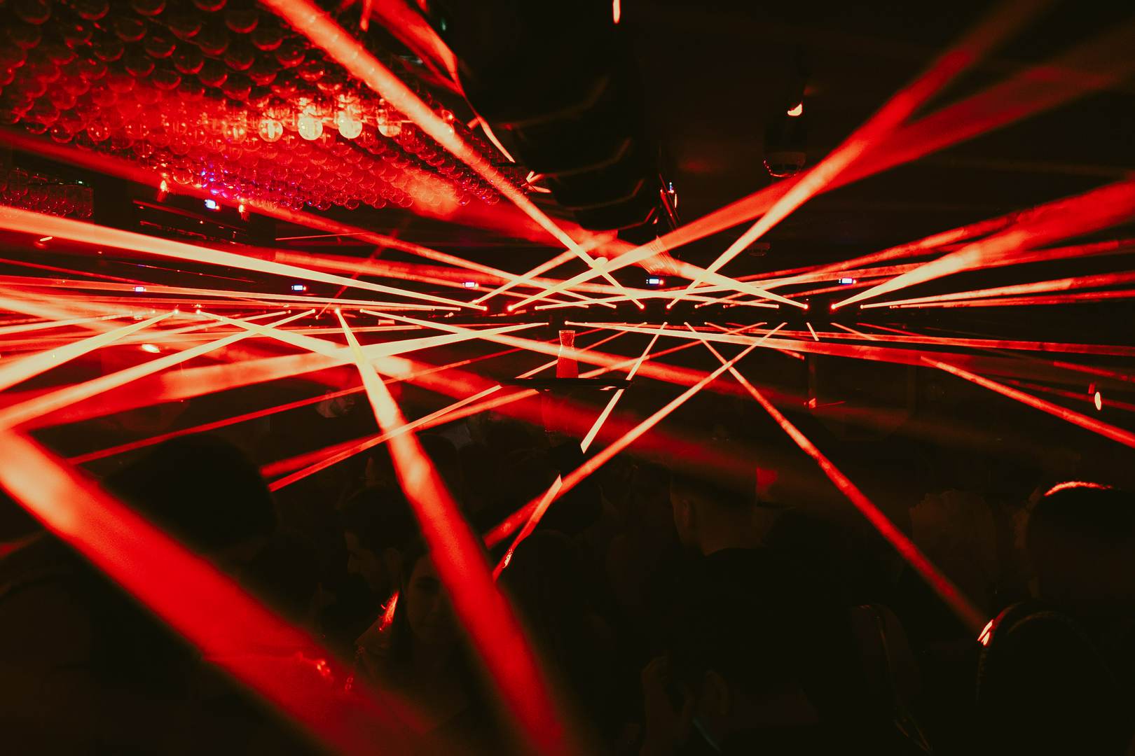 Alquila por horas HOUDINNI Serrano 41