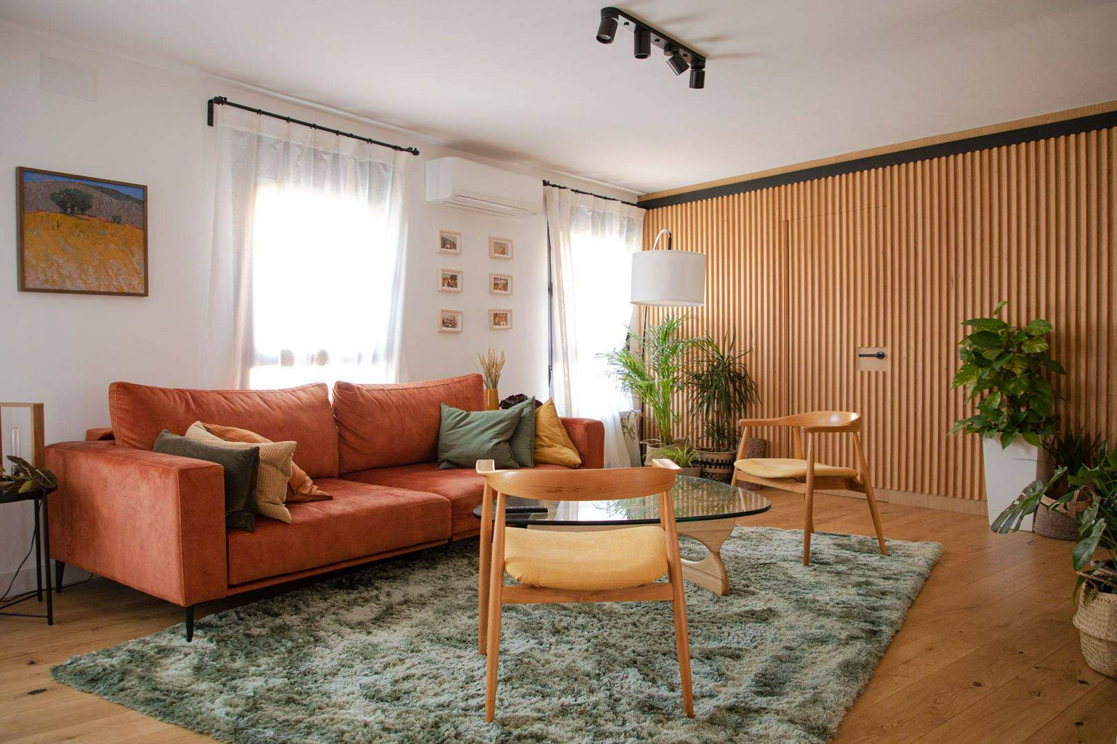 Alquila por horas Piso Luminoso con Madera y Plantas