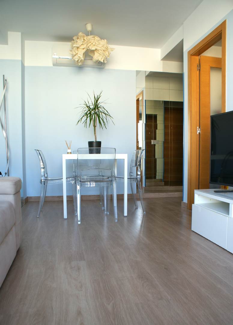 Alquila por horas Ático con vistas a la playa de Oliva y al Montgó de Denia