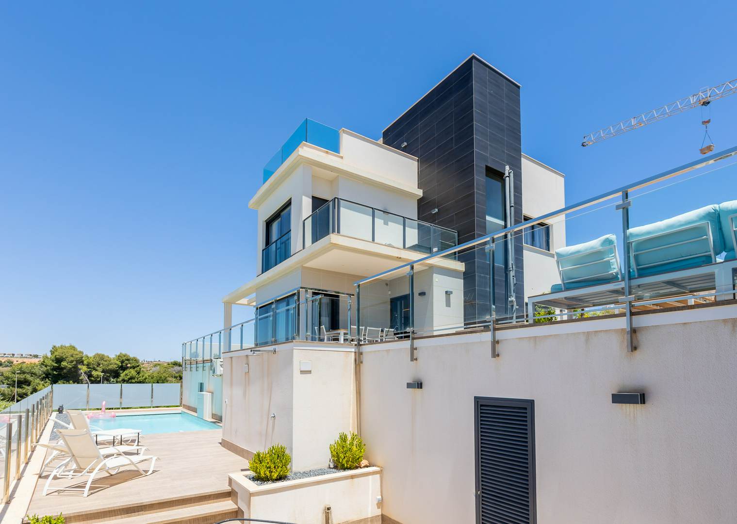 Alquila por horas Luxury villa with swimming pool