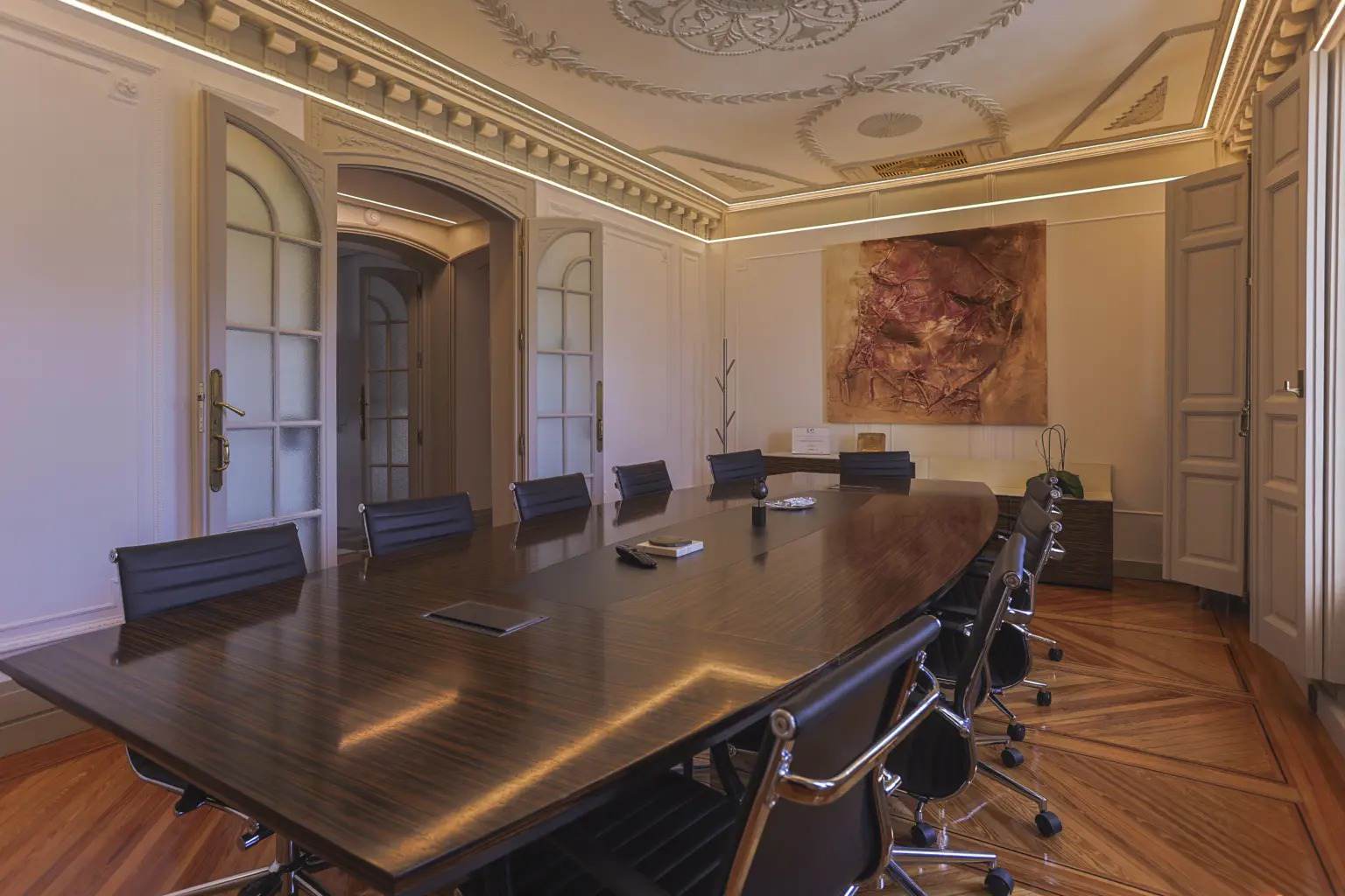 Alquila por horas Sala de reuniones señorial