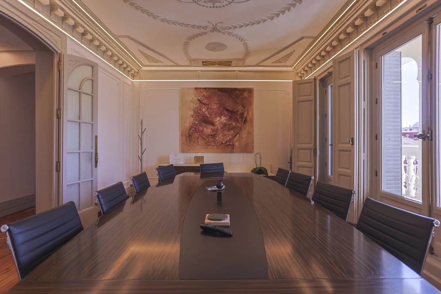 Alquila por horas Sala de reuniones señorial
