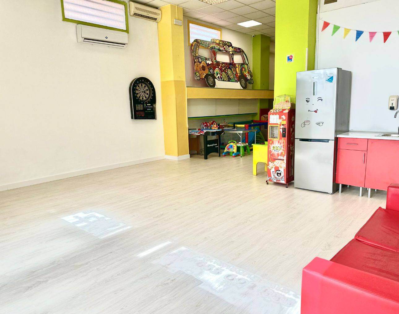 Alquila por horas Sala de fiestas infantiles y adultos