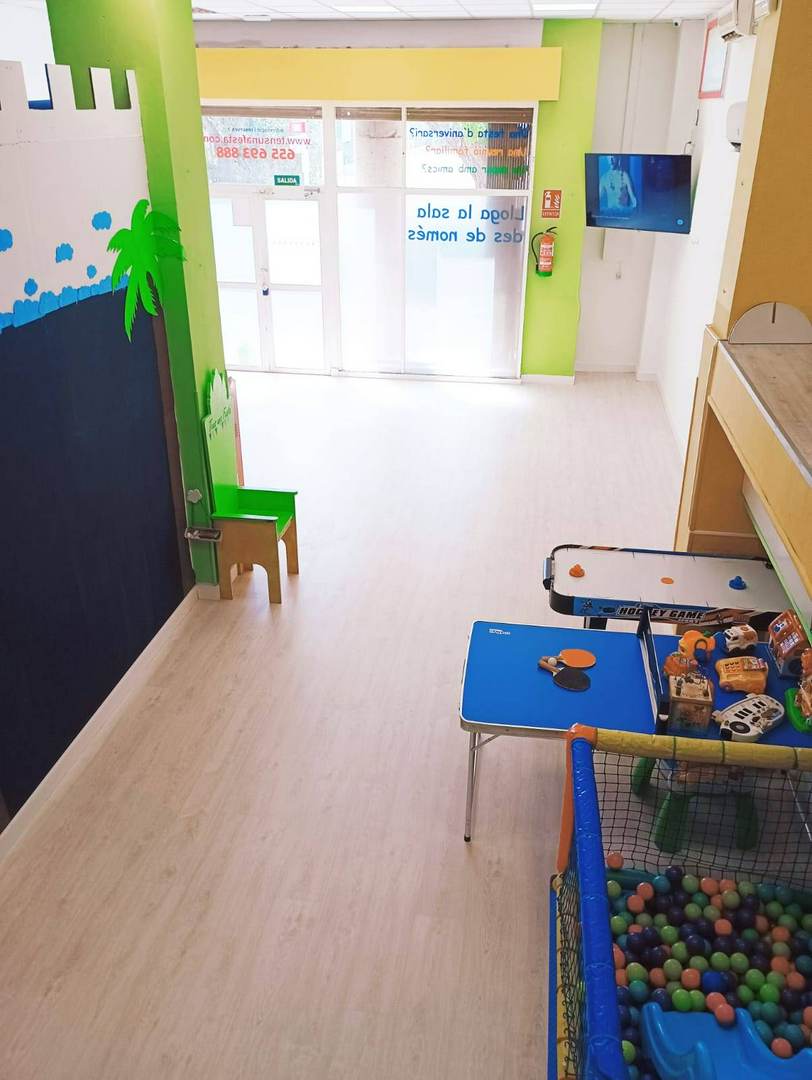 Alquila por horas Sala de fiestas infantiles y adultos