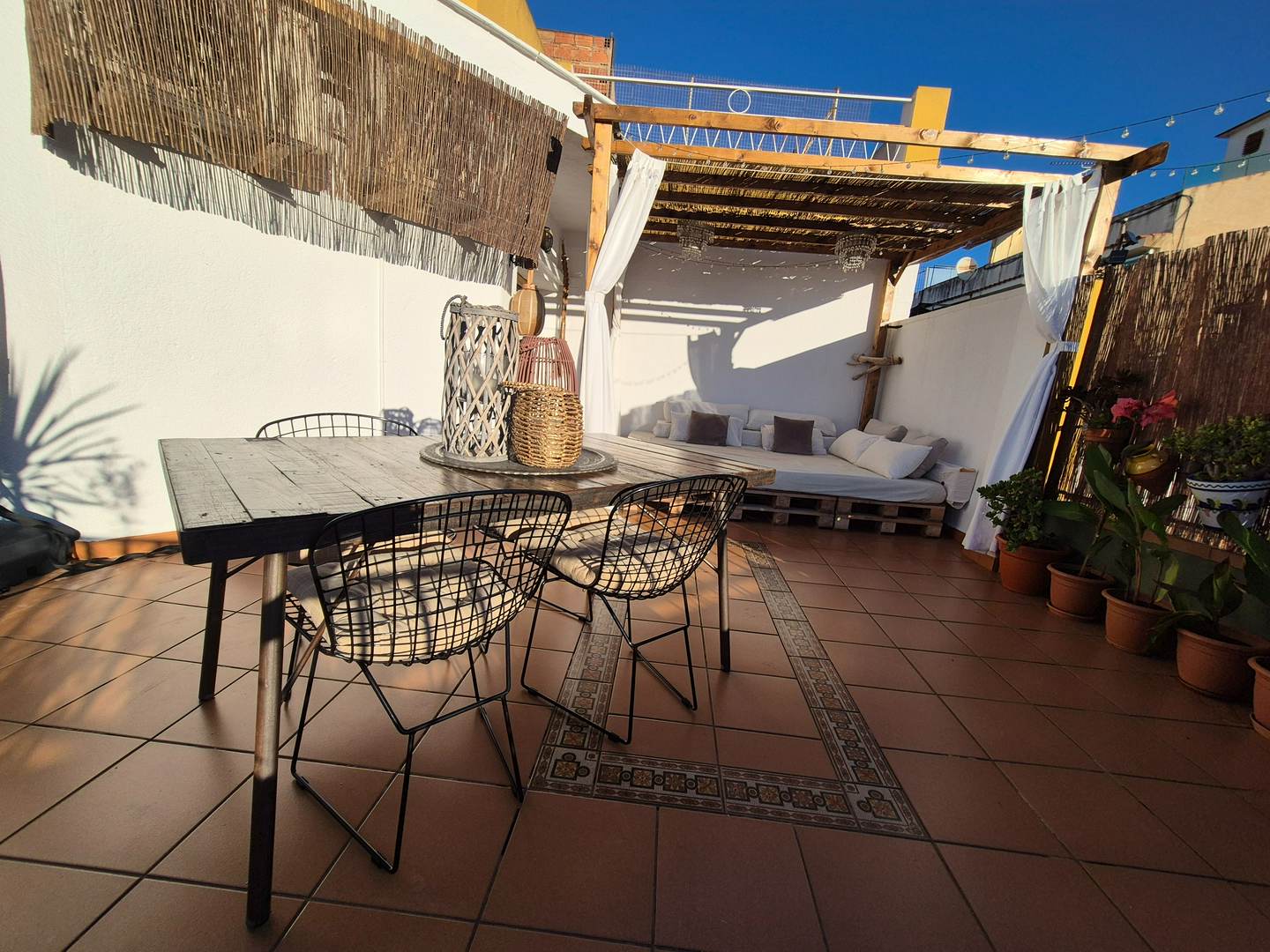 Alquila por horas Apartamento con terraza y luz natural