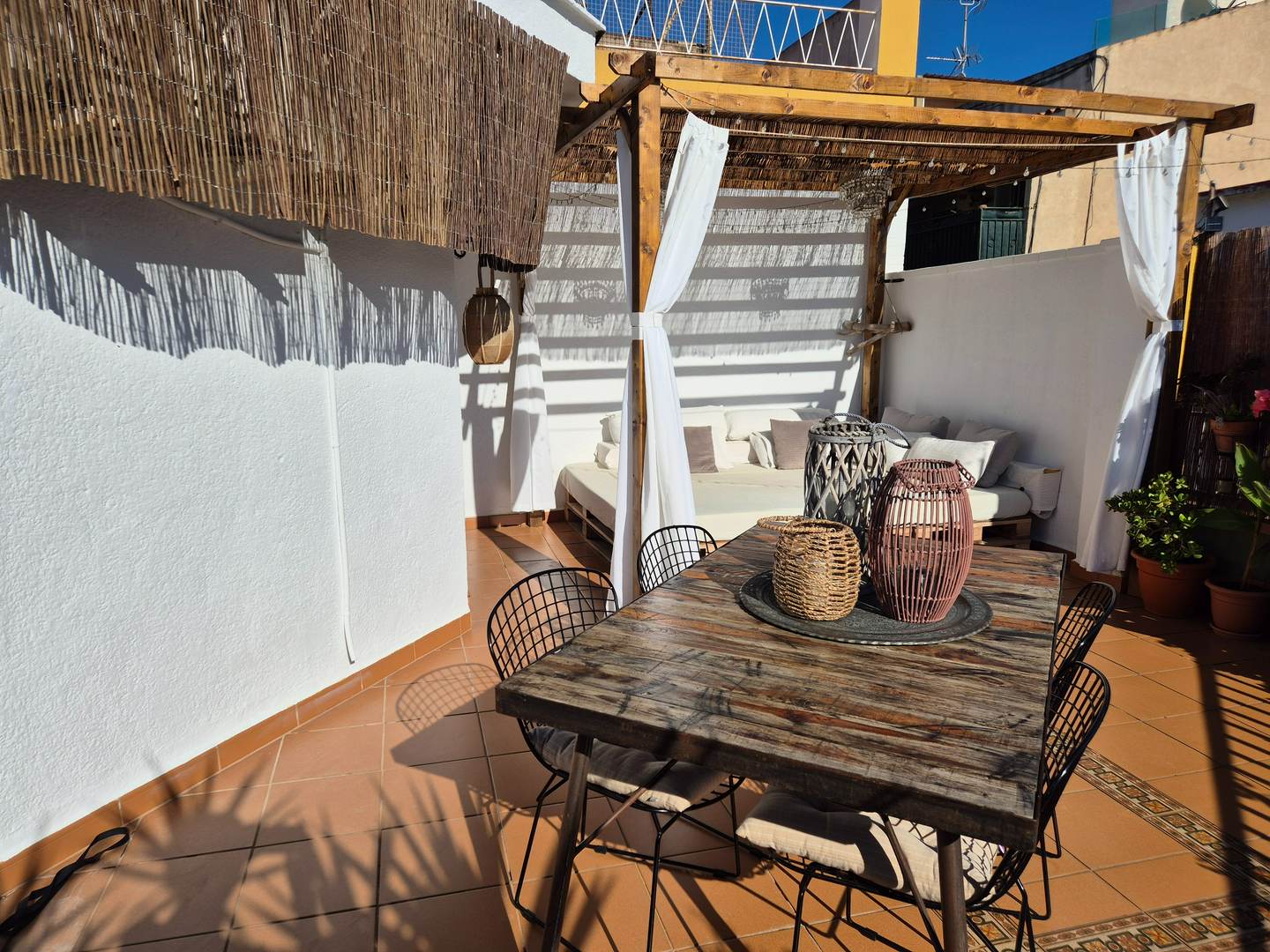 Alquila por horas Apartamento con terraza y luz natural