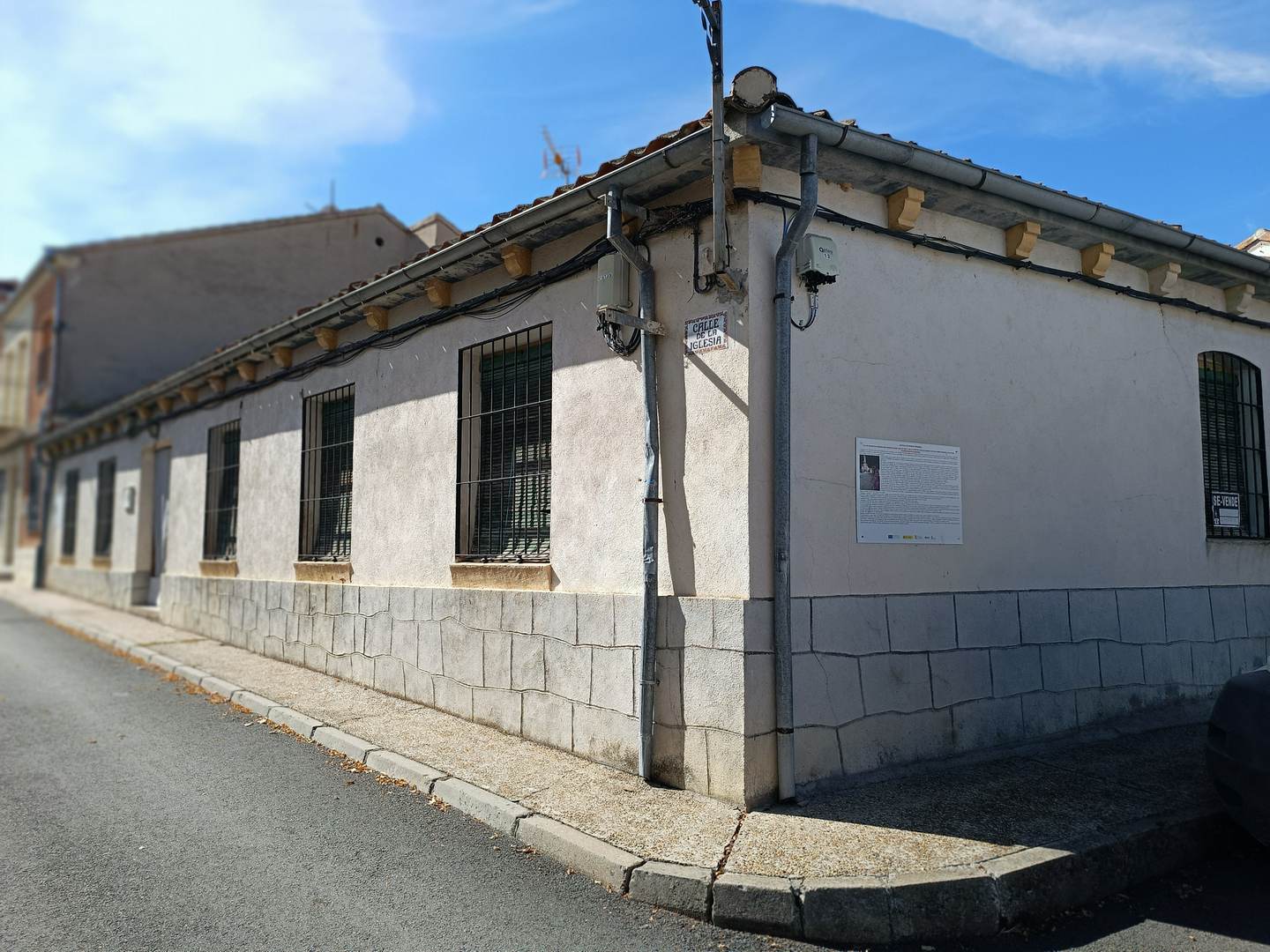 Alquila por horas Ultramarinos antonina y argimiro