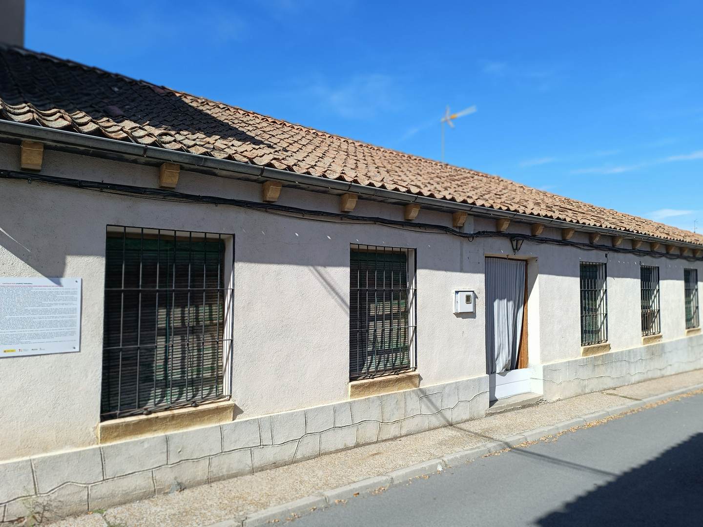 Alquila por horas Ultramarinos antonina y argimiro