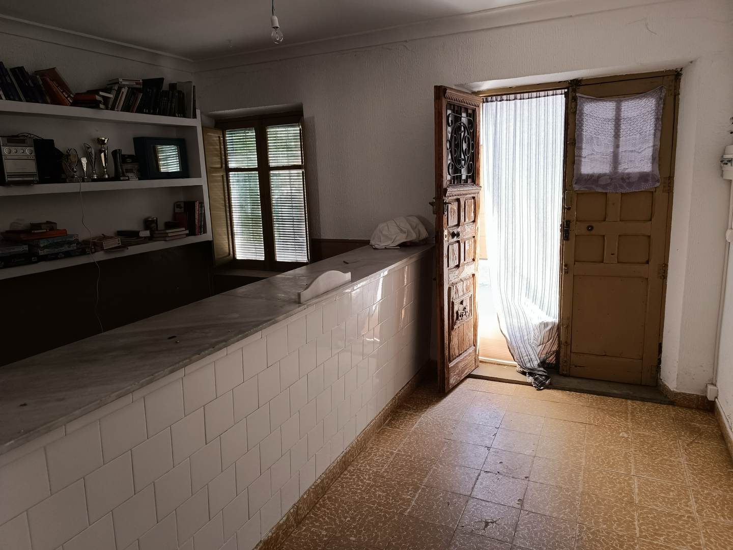 Alquila por horas Ultramarinos antonina y argimiro