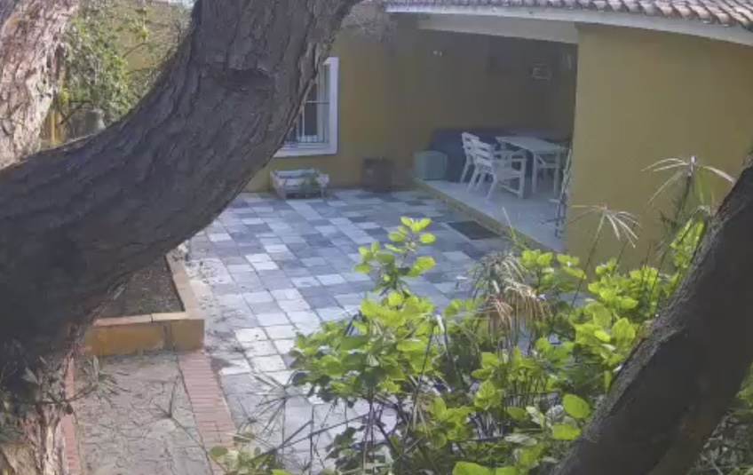 Alquila por horas Amplio chalet de estilo andaluz en la Barrosa