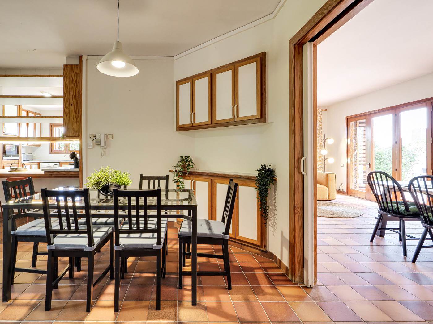 Alquila por horas Preciosa casa mediterranea con amplio jardin