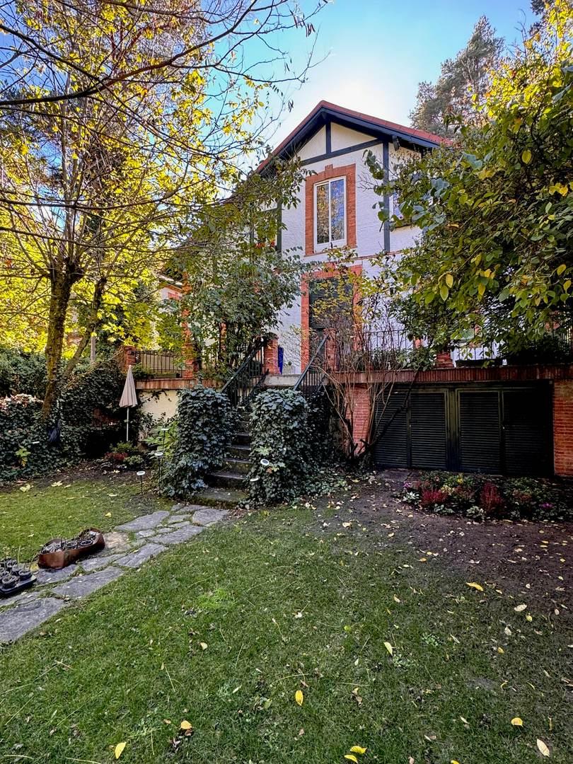 Alquila por horas Vivienda unifamiliar rustica en el bosque