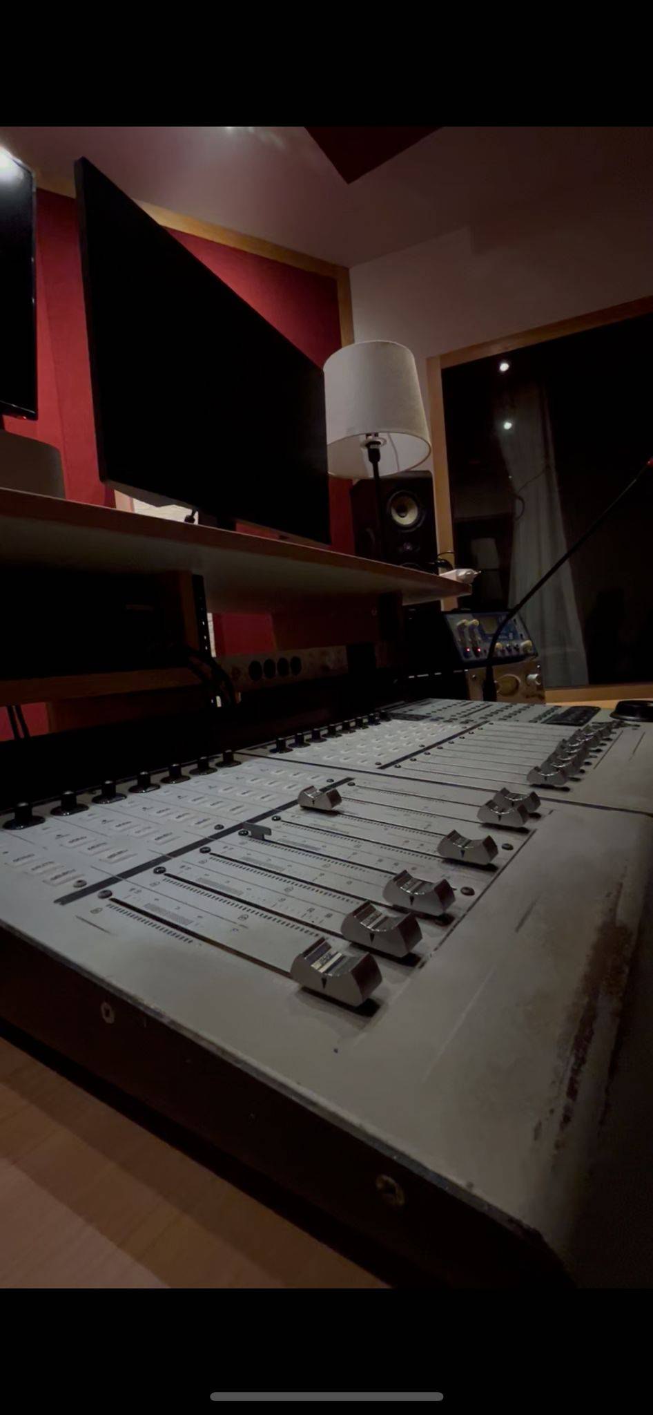 Alquila por horas Estudio con grabación de sonido