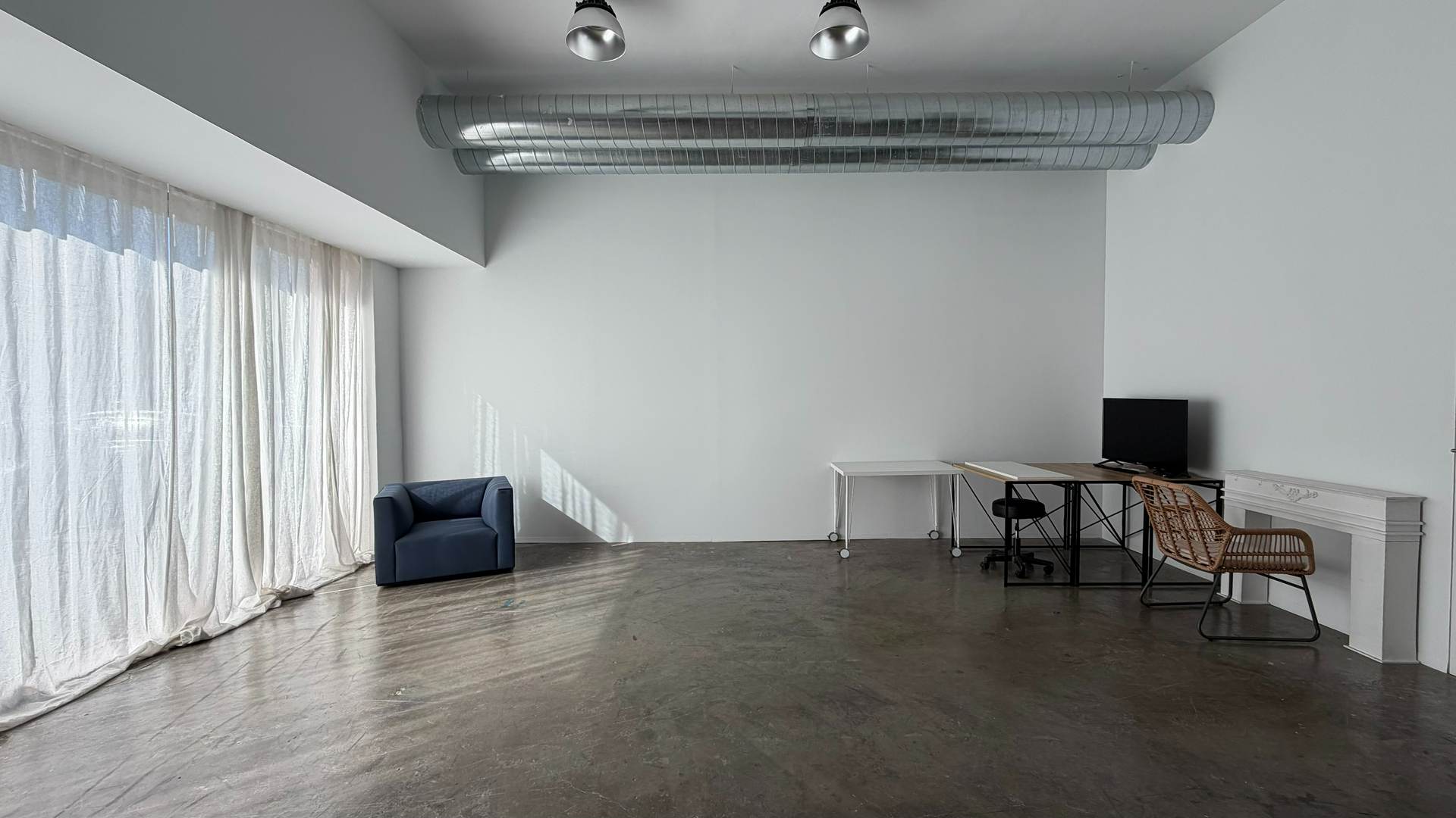 Alquila por horas Estudio de fotografía y vídeo con luz natural