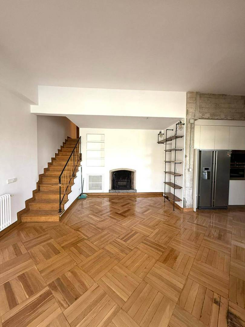 Alquila por horas APARTAMENTO MID CENTURY VACIO