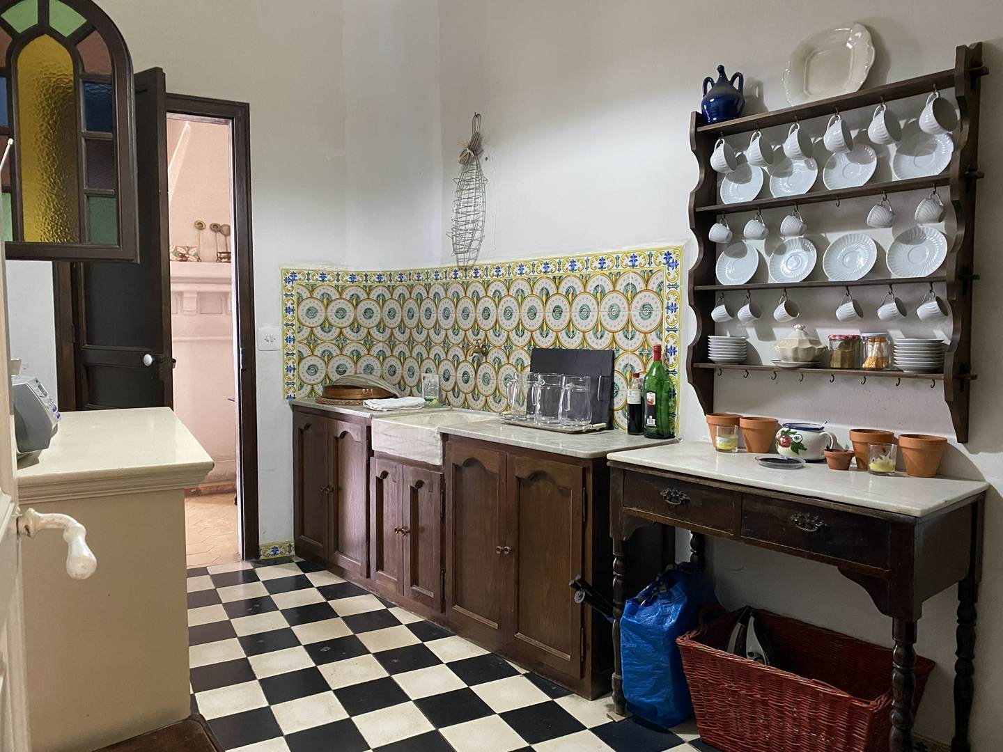 Alquila por horas Casa colonial icónica delante de la playa