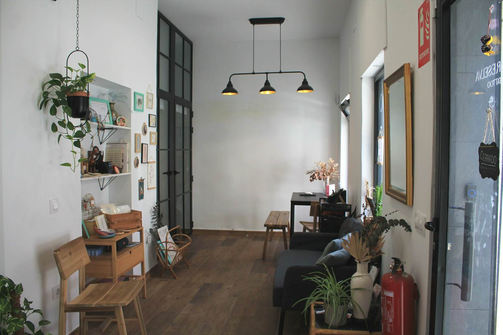 Alquila por horas Espacio íntimo y cálido para talleres, eventos y artistas corporales