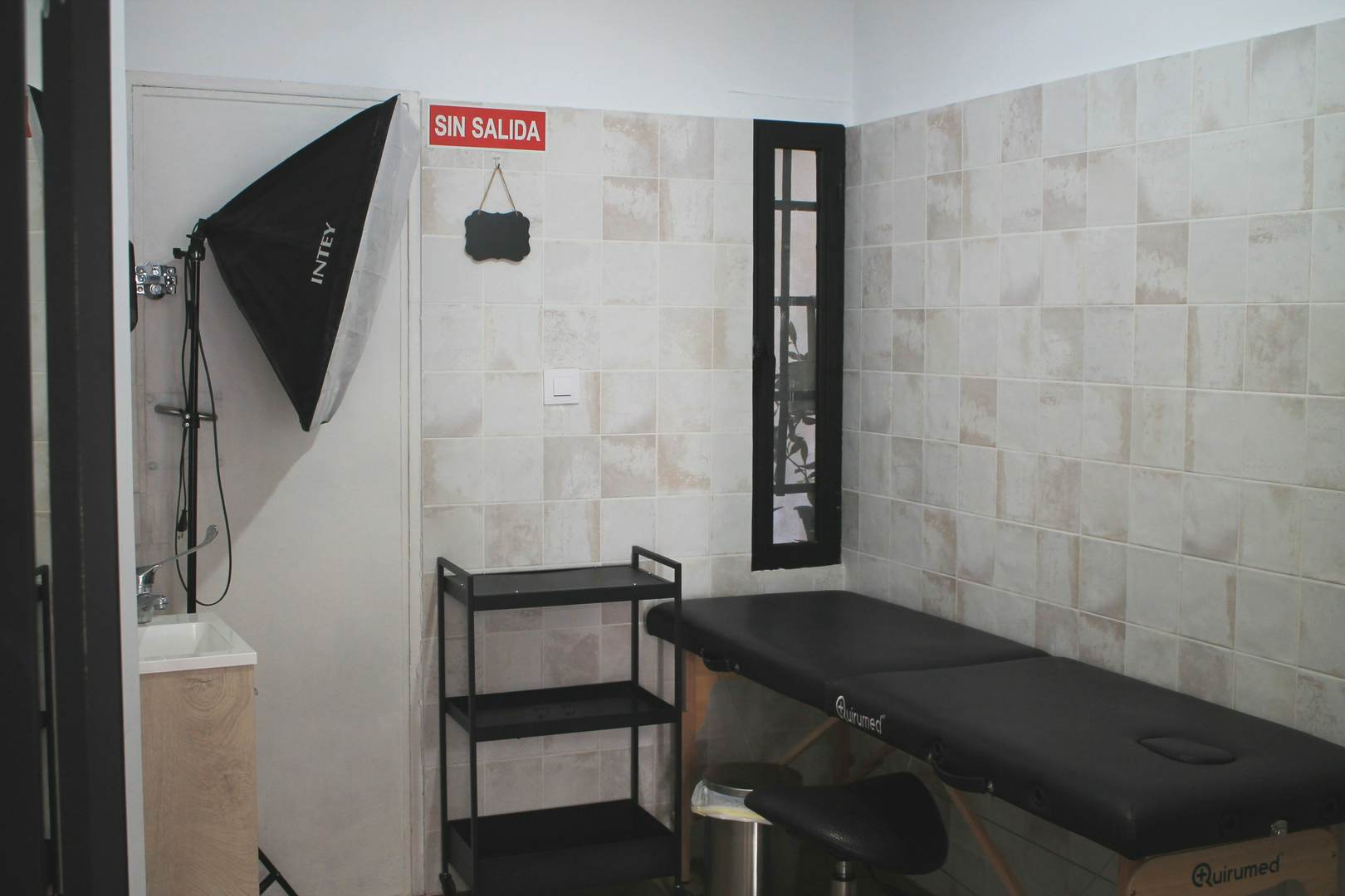 Alquila por horas Espacio íntimo y cálido para talleres, eventos y artistas corporales