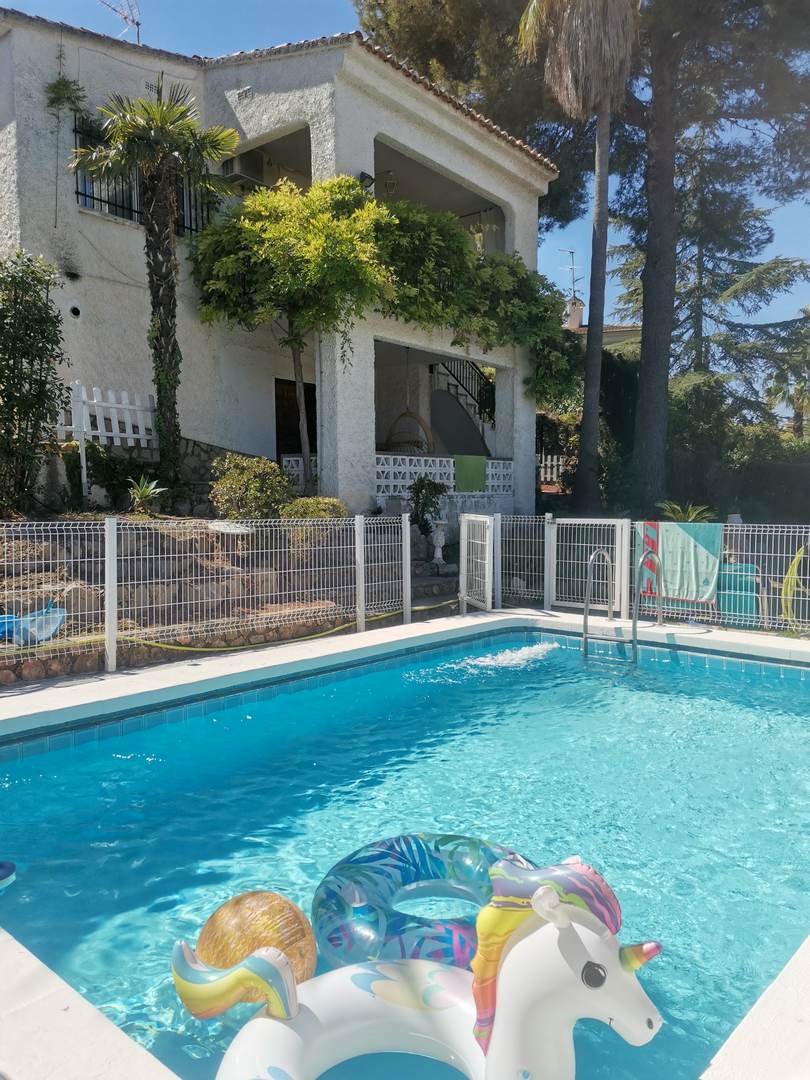 Alquila por horas Vivienda unifamiliar en plena naturaleza