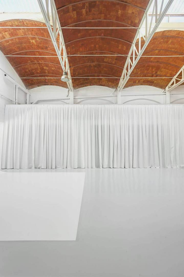 Alquila por horas Nave dinámica