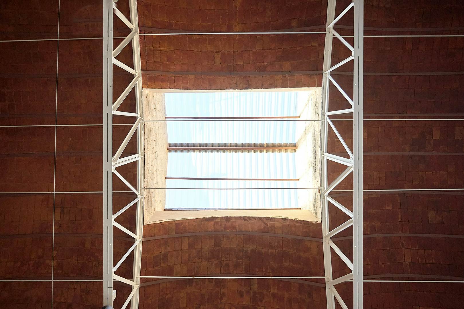 Alquila por horas Nave dinámica