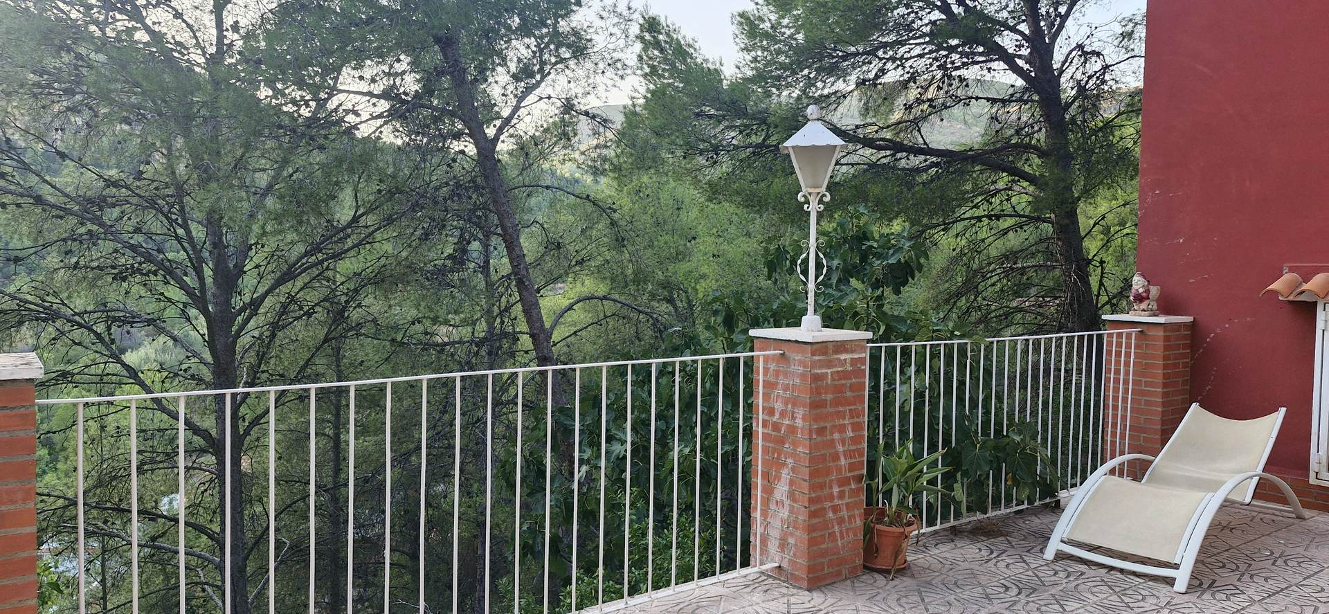 Alquila por horas Chalet con encanto y piscina artística, en plena sierra Calderona