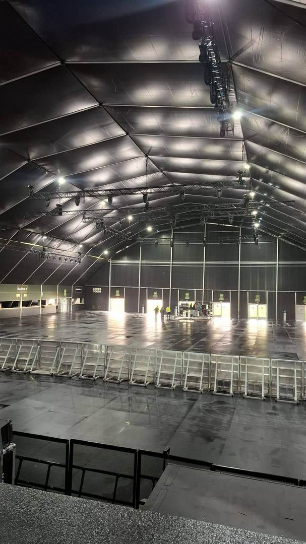 Alquila por horas Amplio espacio insonorizado