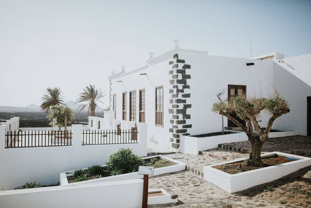 Alquila por horas Casa colonial con viñedo | Plató natural y espacios para todo tipo de eventos