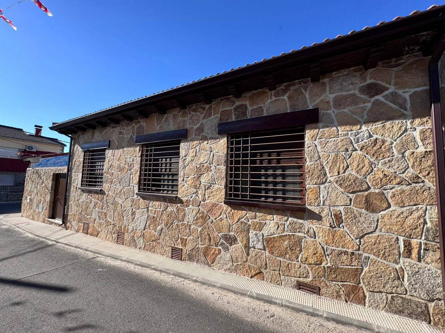 Alquila por horas Vivienda unifamiliar de estilo mediterráneo en el Valle del Tiétar