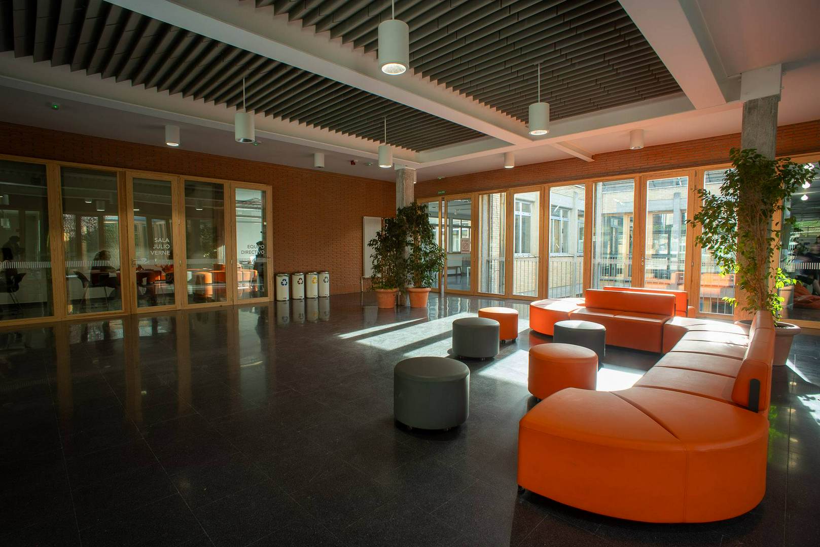 Alquila por horas Colegio moderno en Madrid