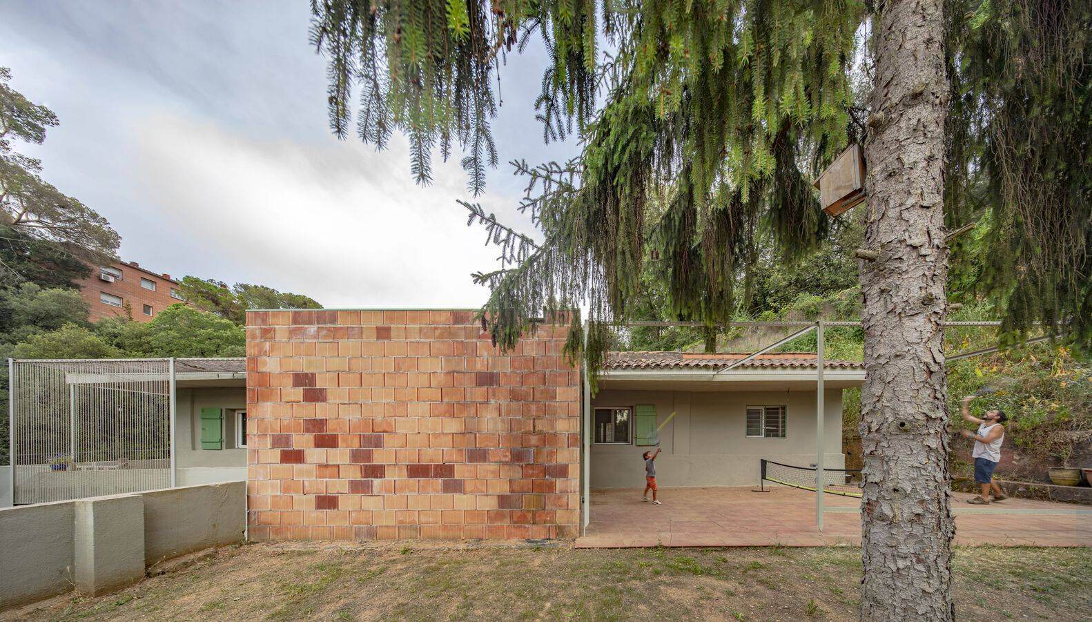 Alquila por horas Casa unifamiliar con porche y jardín en Collserola
