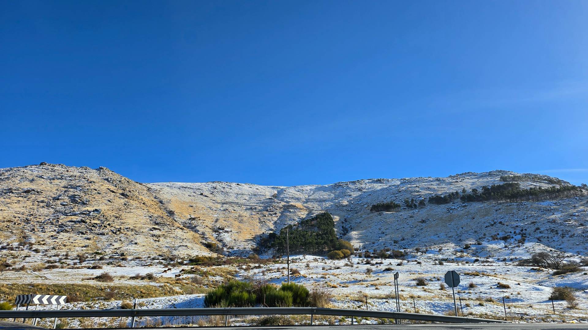 Alquila por horas Bar con chimenea