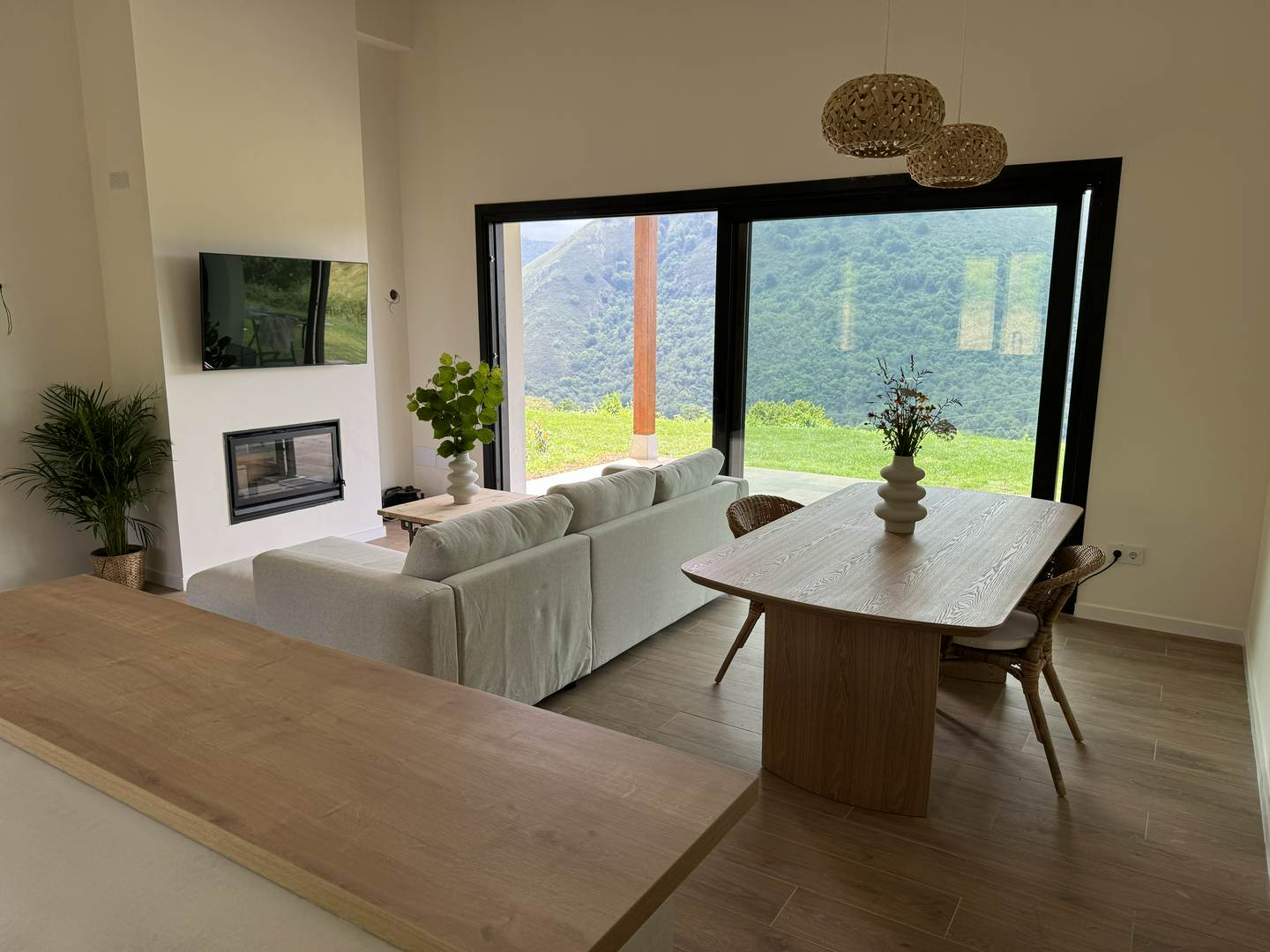 Alquila por horas Vivienda unifamiliar con vistas increíbles a los picos de Europa