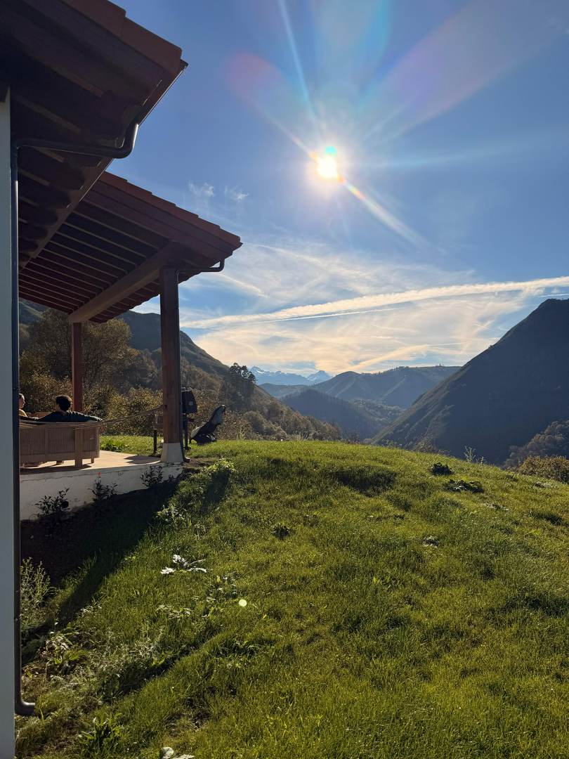 Alquila por horas Vivienda unifamiliar con vistas increíbles a los picos de Europa
