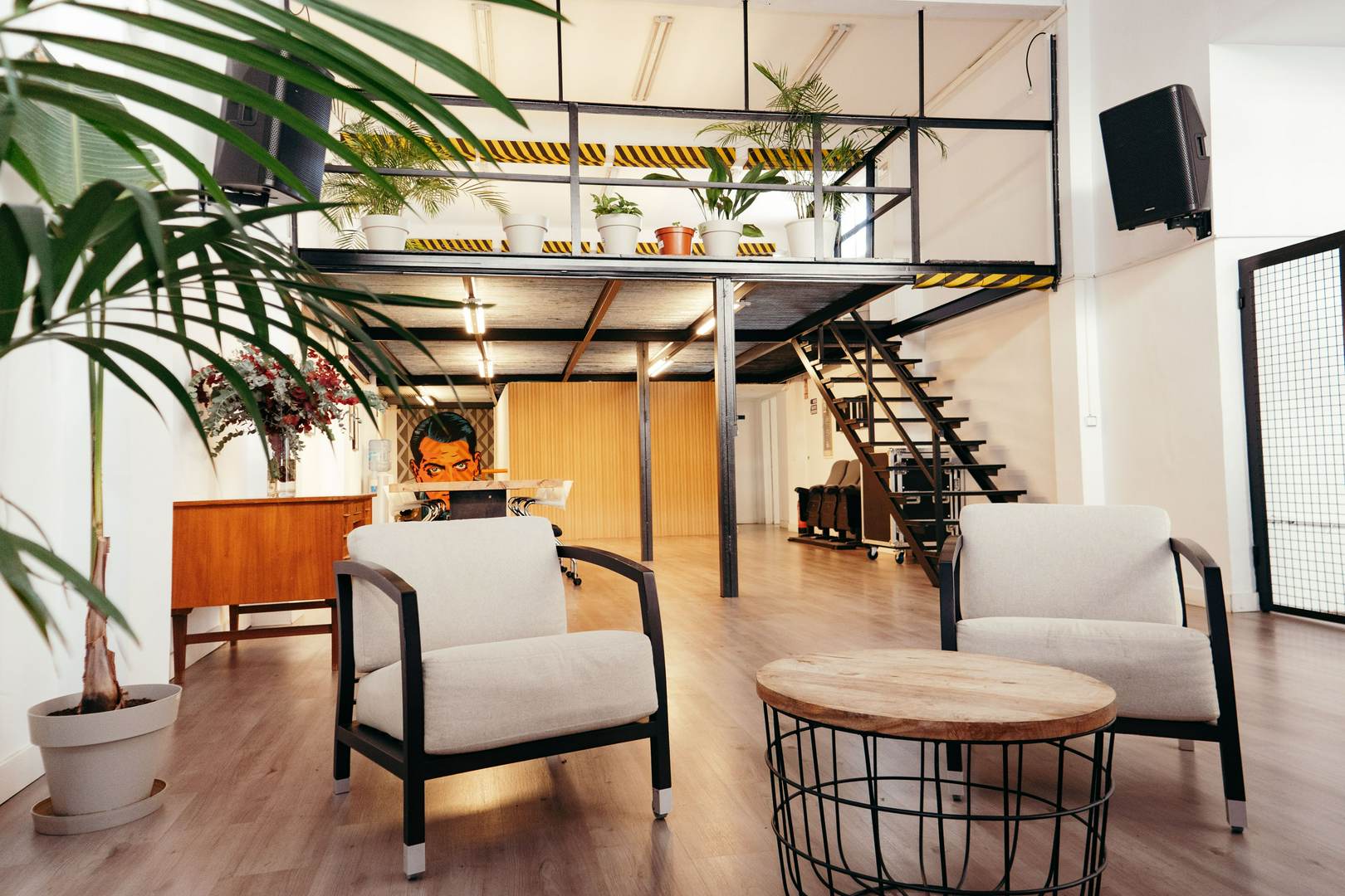 Alquila por horas Multiespacio para eventos en zona Tetuan