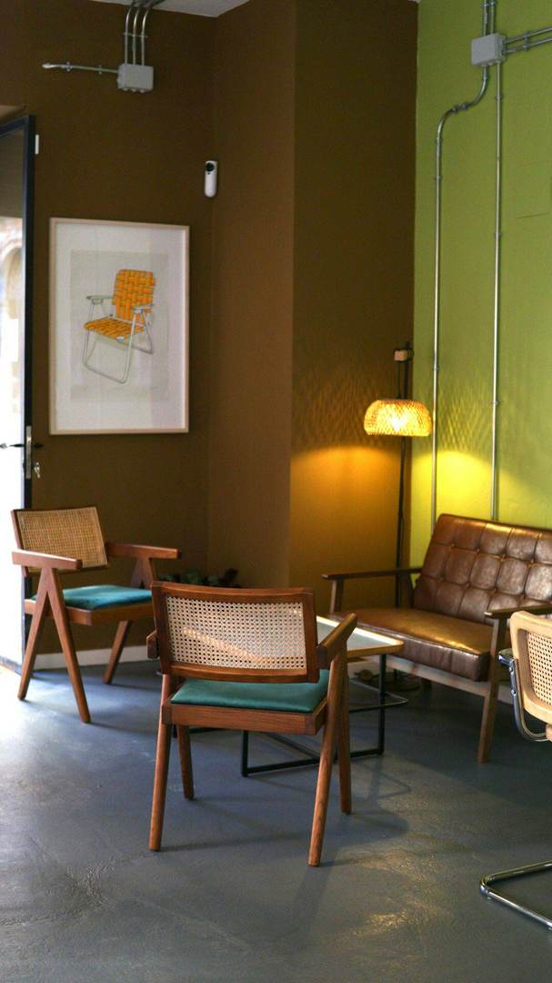 Alquila por horas cafetería de dos plantas