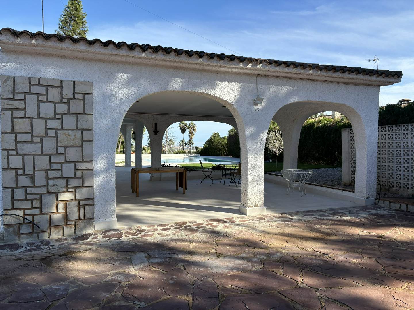 Alquila por horas Chalet con piscina