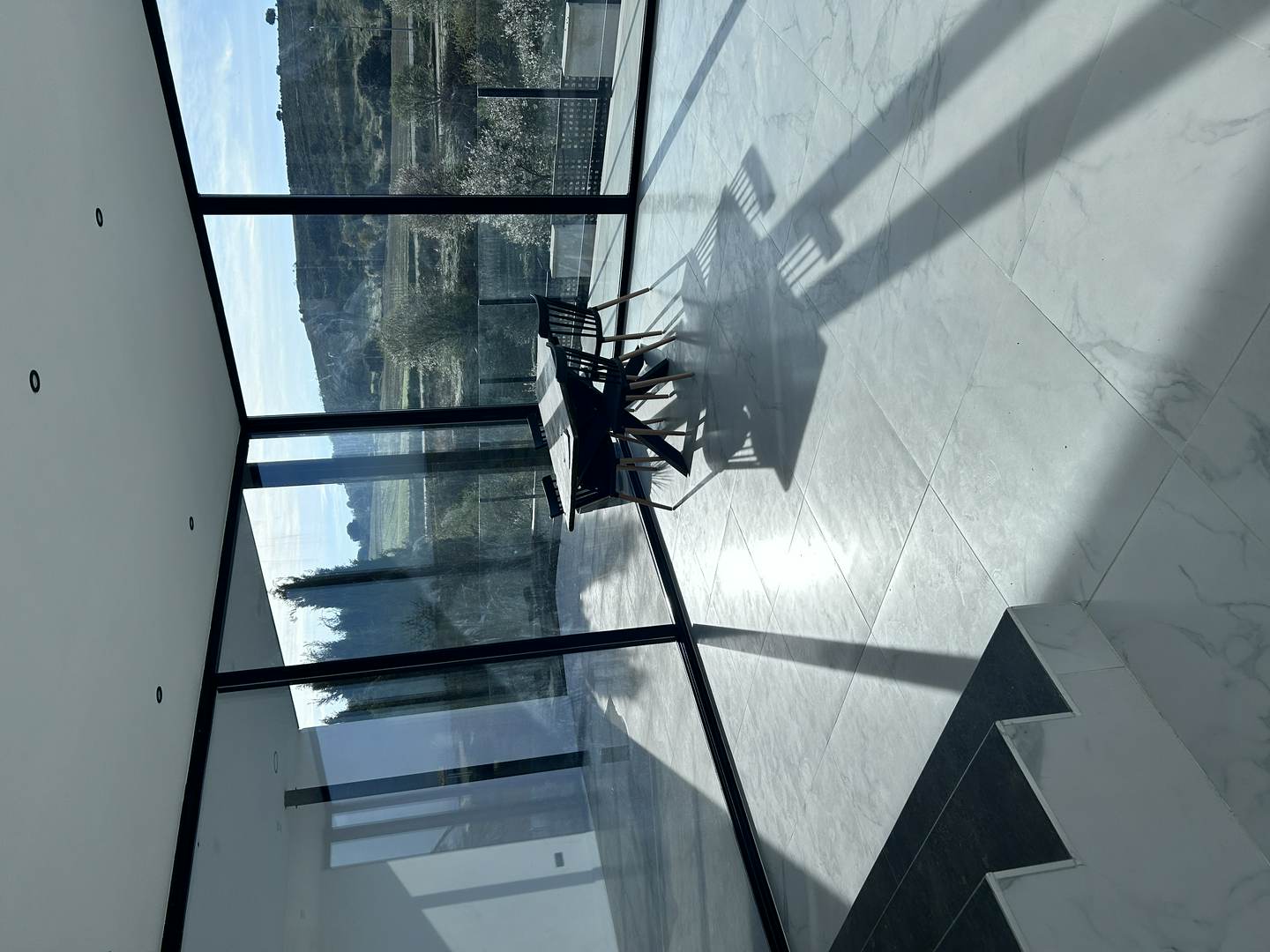 Alquila por horas Chalet moderno acristalado