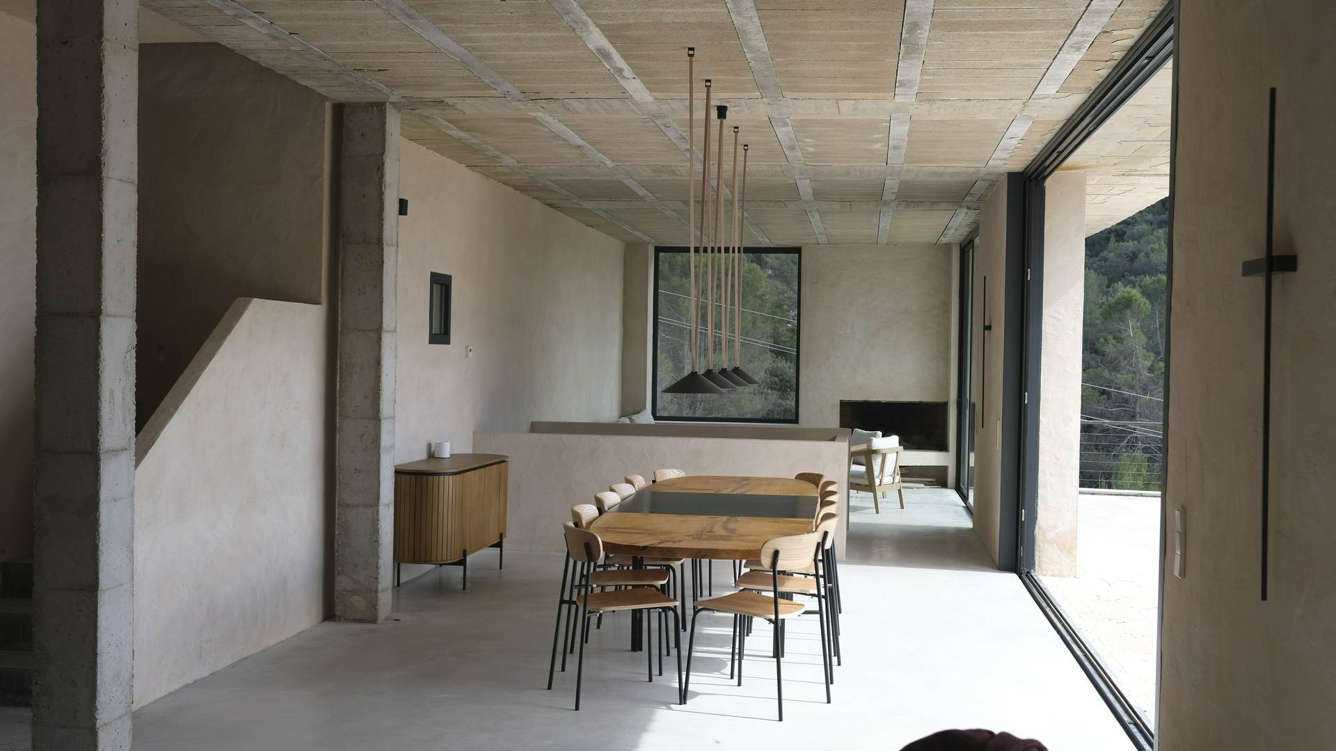 Alquila por horas Preciosa arquitectura en entorno natural