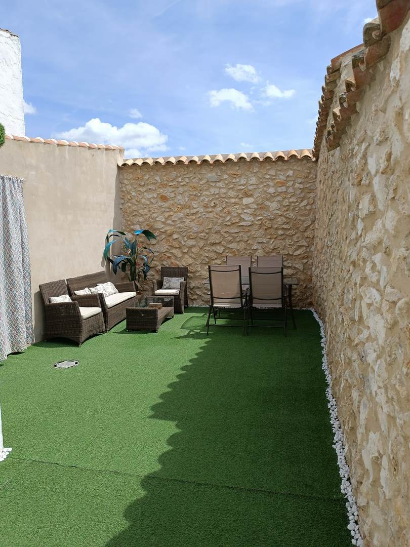 Alquila por horas Casa antigua de pueblo habitable