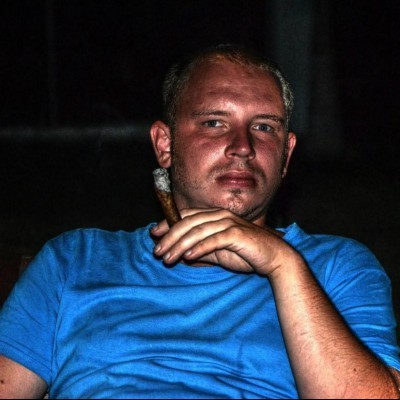 Kaggle profile picture for @singer