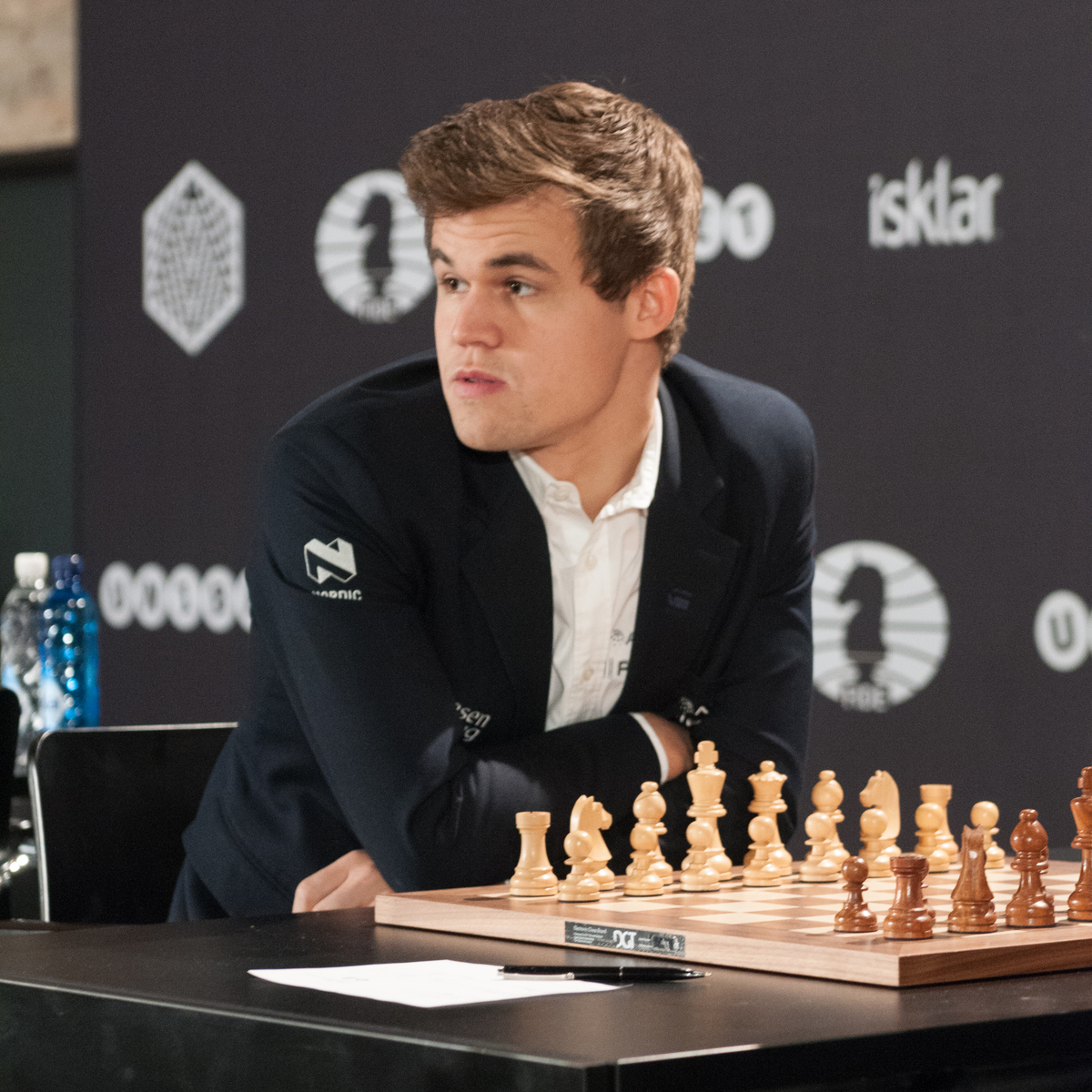 chess24 - World Chess Champion Magnus Carlsen scored 14.5/15 in his latest  Banter Blitz session! Replay all the games with Magnus' commentary and  computer analysis