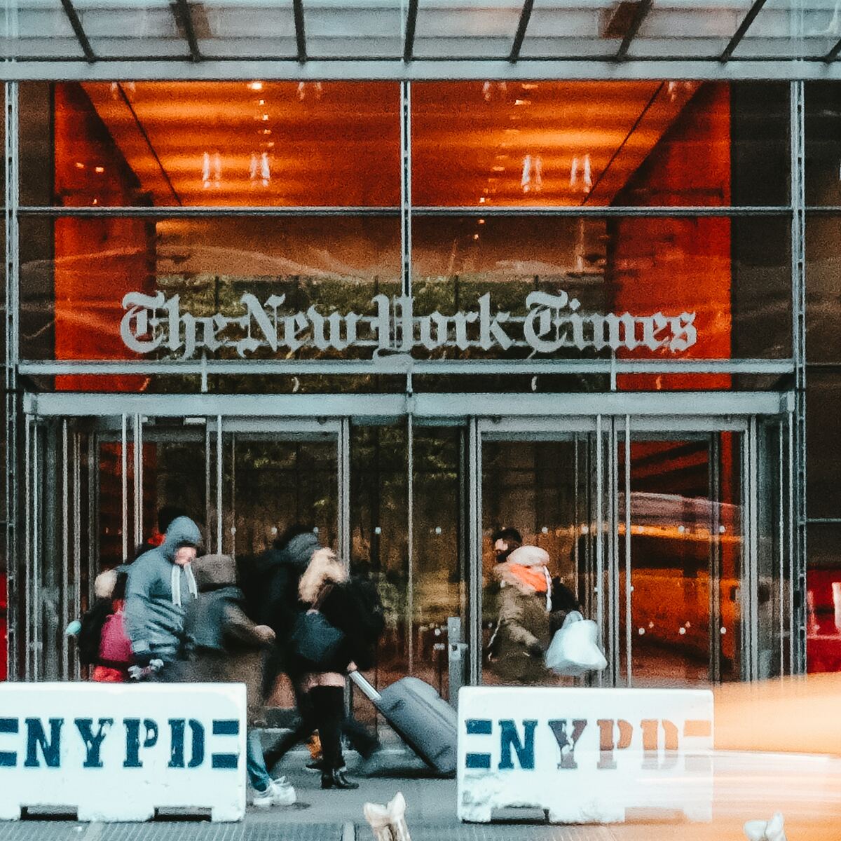 nytimes news lead