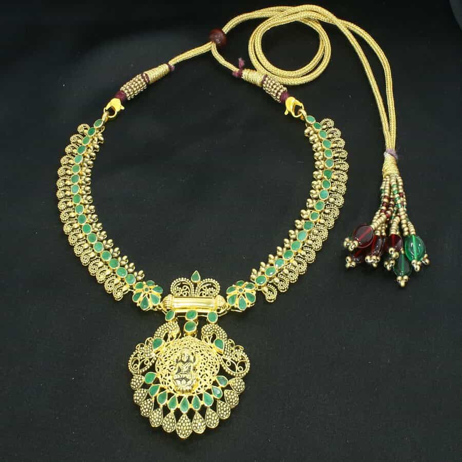 rang gold necklace