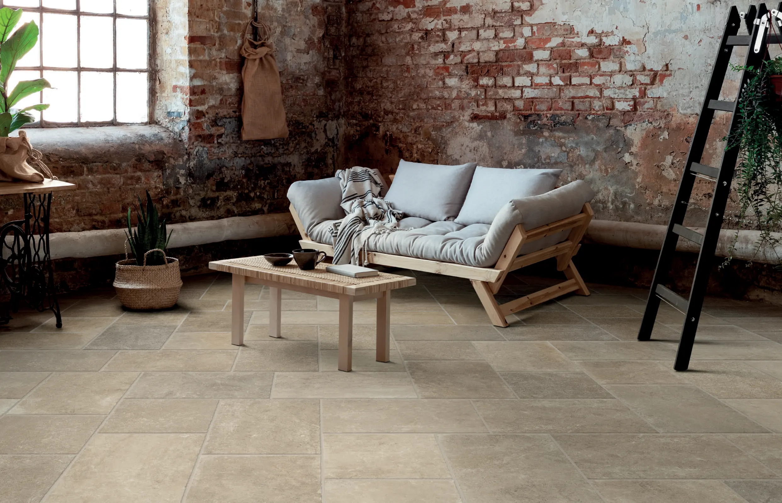 גרניט פורצלן דמוי אבן נגד החלקה R11 מבחר מידות – תוצרת איטליה