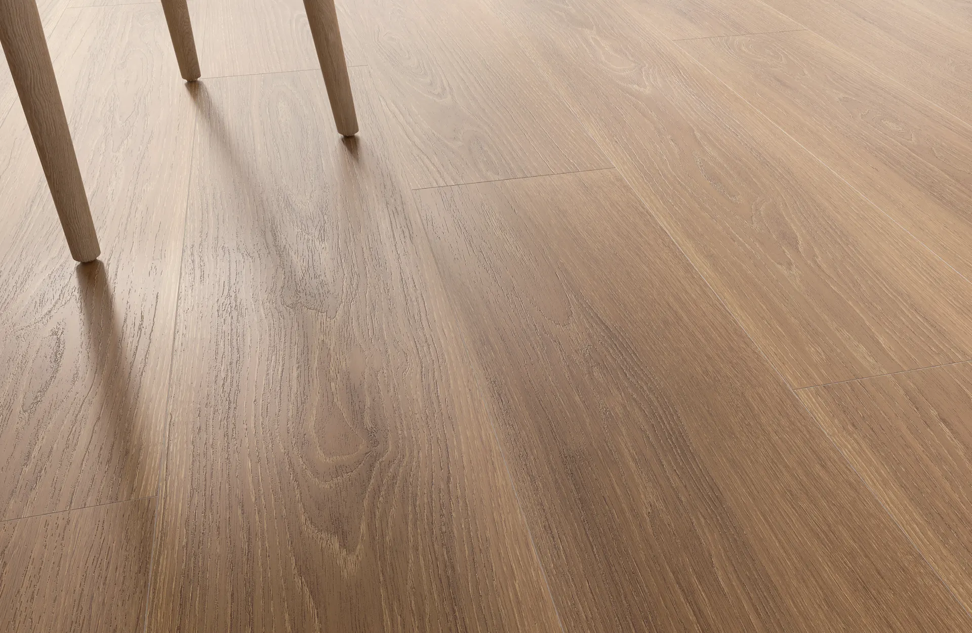 אריח גרניט פורצלן דמוי עץ בגוון אוק בגימור מט 120×23 – תוצרת ספרד