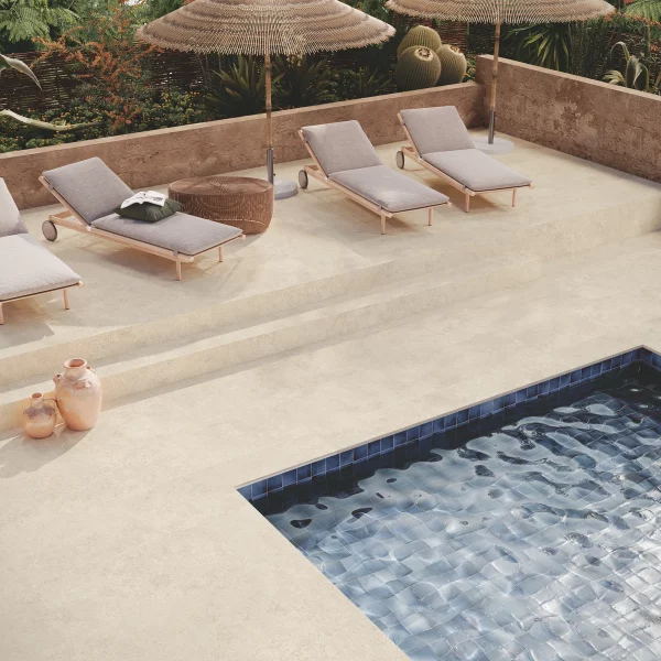 קרמיקה חוץ אבן שנהב 120/120 אנטי סליפ אריח מנוסר