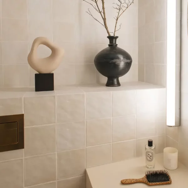אריח קונטמפוררי לבן קוקוס 15×15 ס"מ